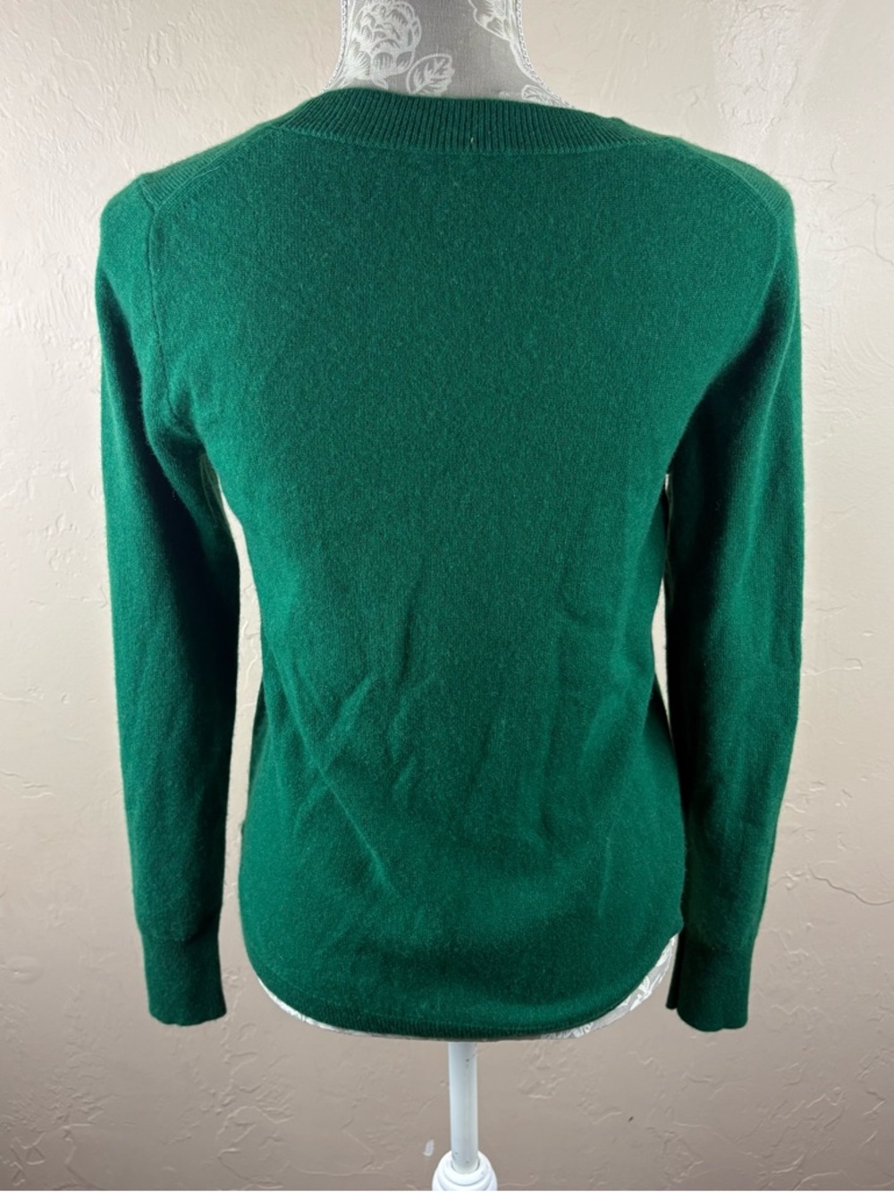 J. Crew Kelly Green Sparkle Heart Cashmere Sweater Women’s Size Medium - Picture 7 of 10